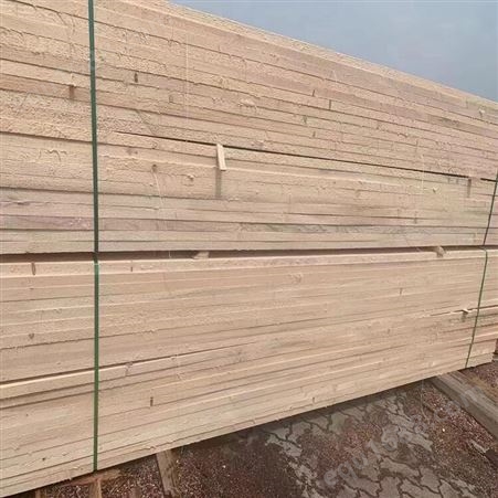 亿展木业 白松木方防腐 美观大方 方木加工厂 可定制 纹理清晰